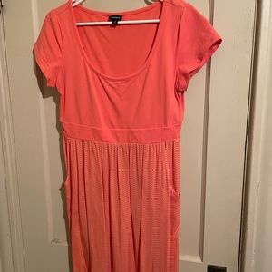 Torrid Coral Dress with Chevron Bottom - with POCKETS!!!